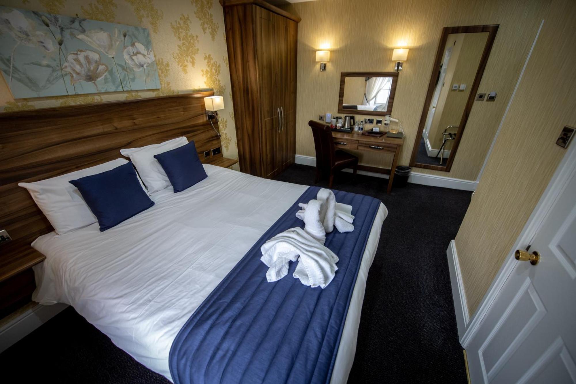 Kings Croft Hotel Pontefract Extérieur photo