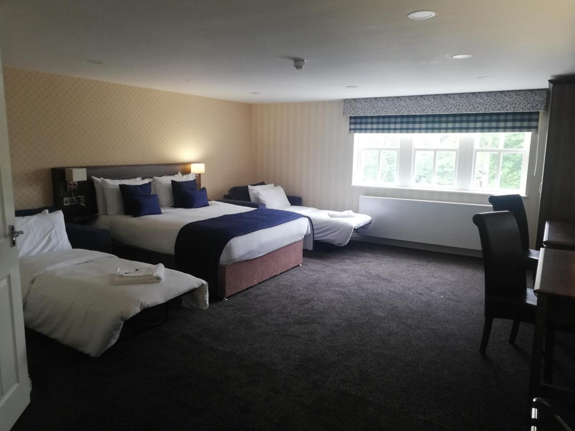 Kings Croft Hotel Pontefract Extérieur photo