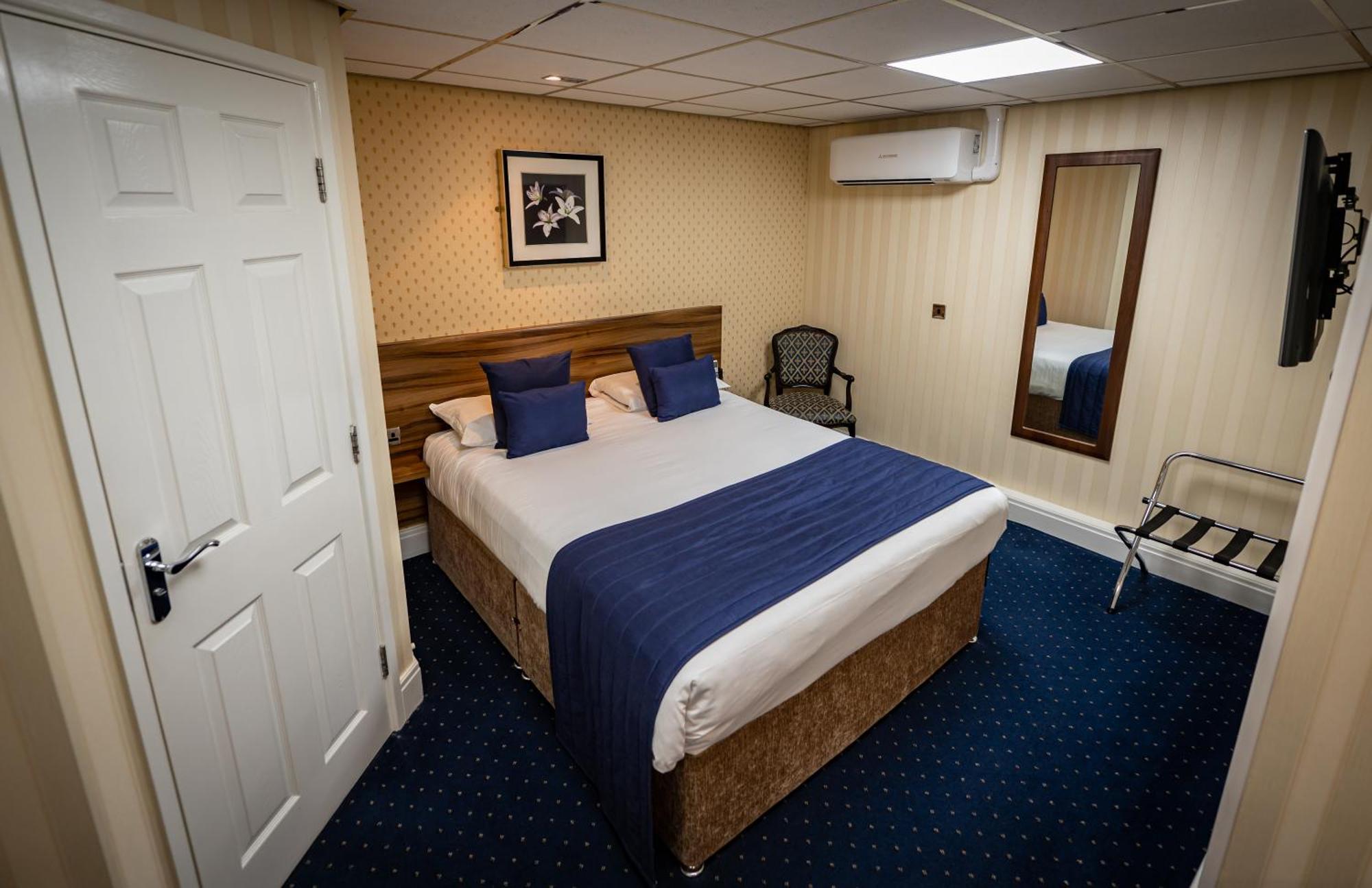 Kings Croft Hotel Pontefract Extérieur photo
